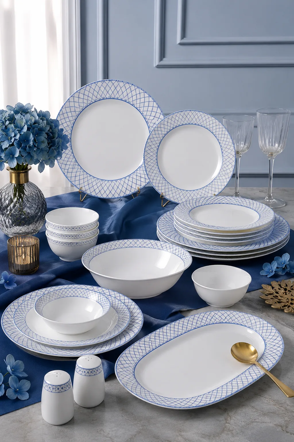 Porcelain Dinnerware Set